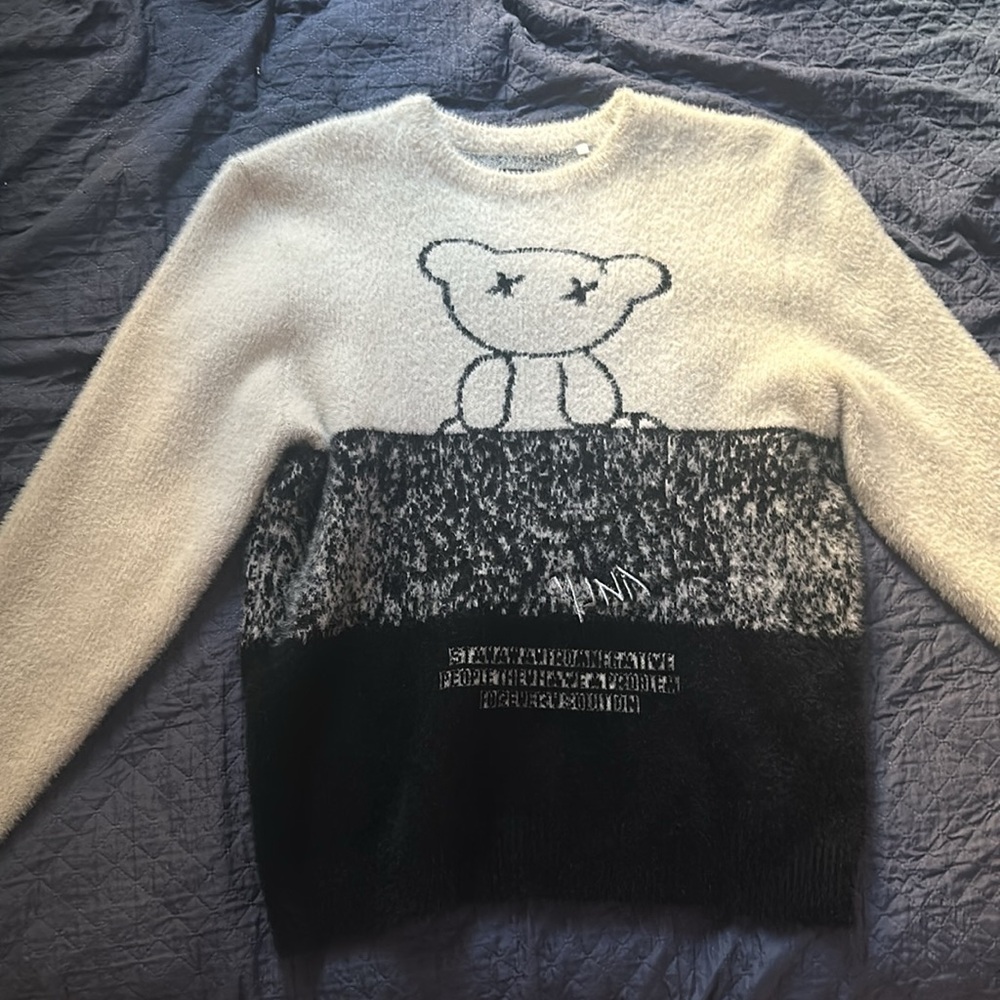 Sweater - Picture 2 of 3